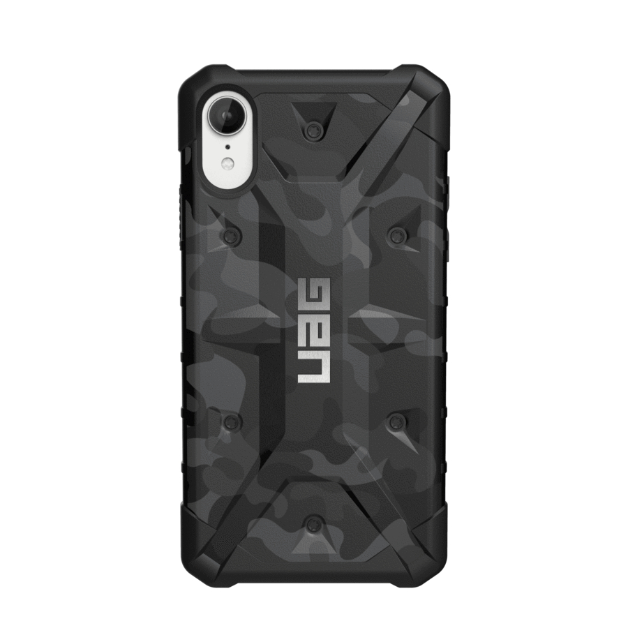 

Чехол Pathfinder для iPhone XR, серия Camo, черный